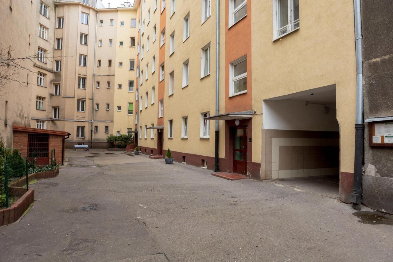 Grojecka Stara Ochota Apartment Варшава Экстерьер фото